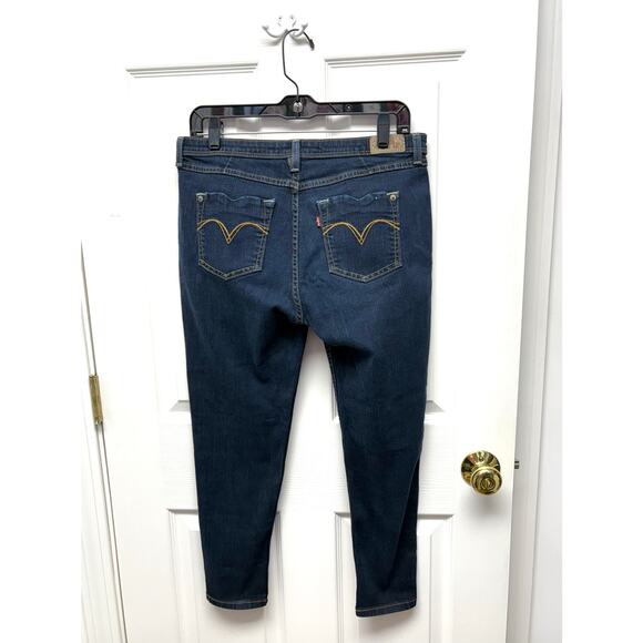 Levi's Jeans, Dark Wash, 2012 Legging, Cropped, NWOT,  Women's Size 31 - Picture 3 of 6